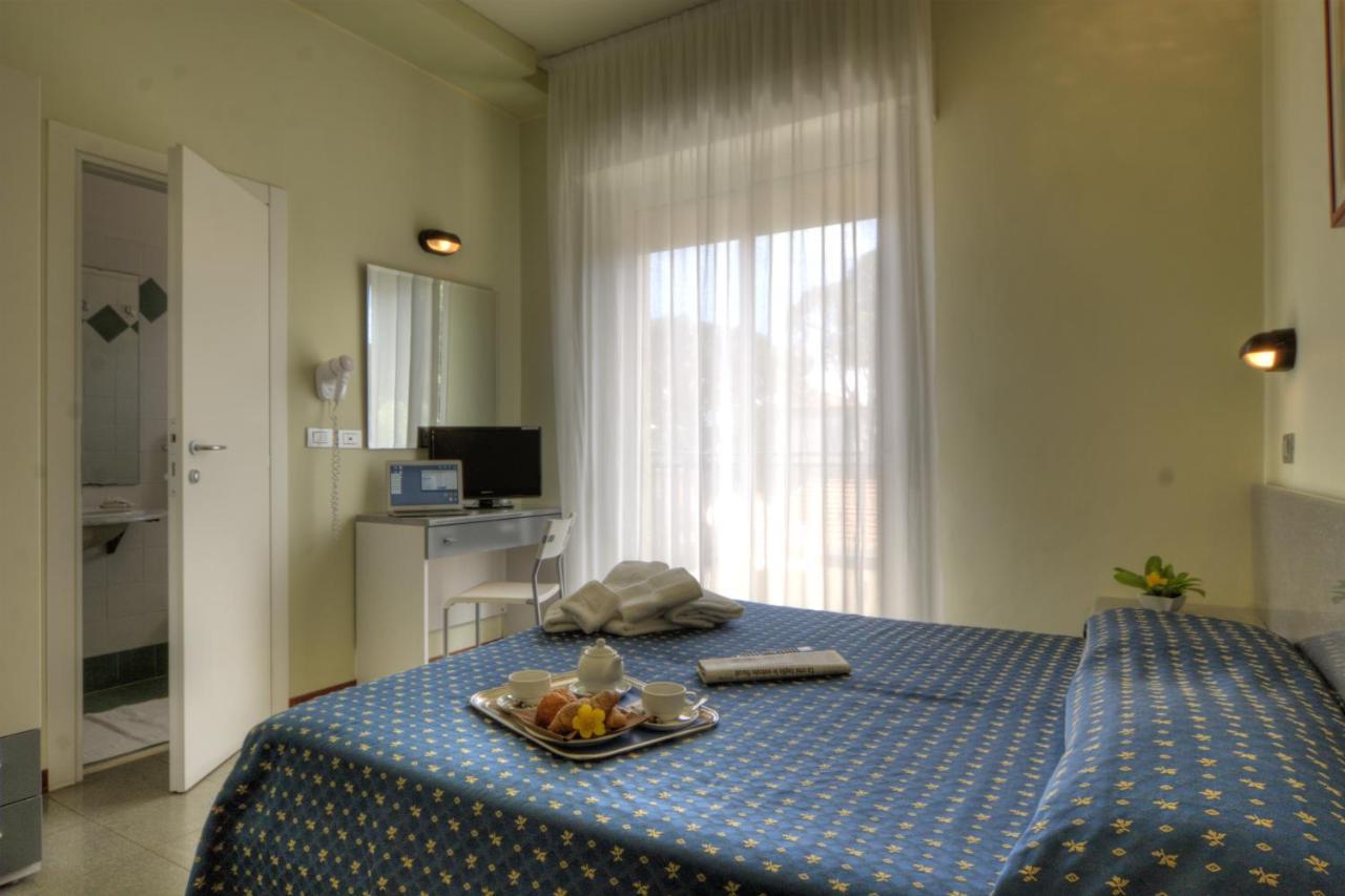 Hotel Reggiana Riccione Zewnętrze zdjęcie