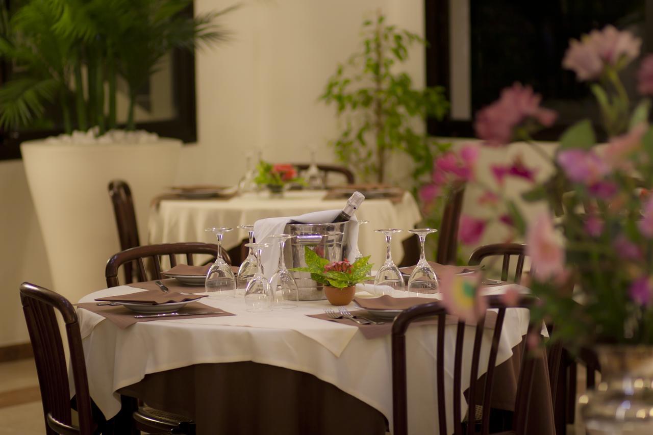Hotel Reggiana Riccione Zewnętrze zdjęcie