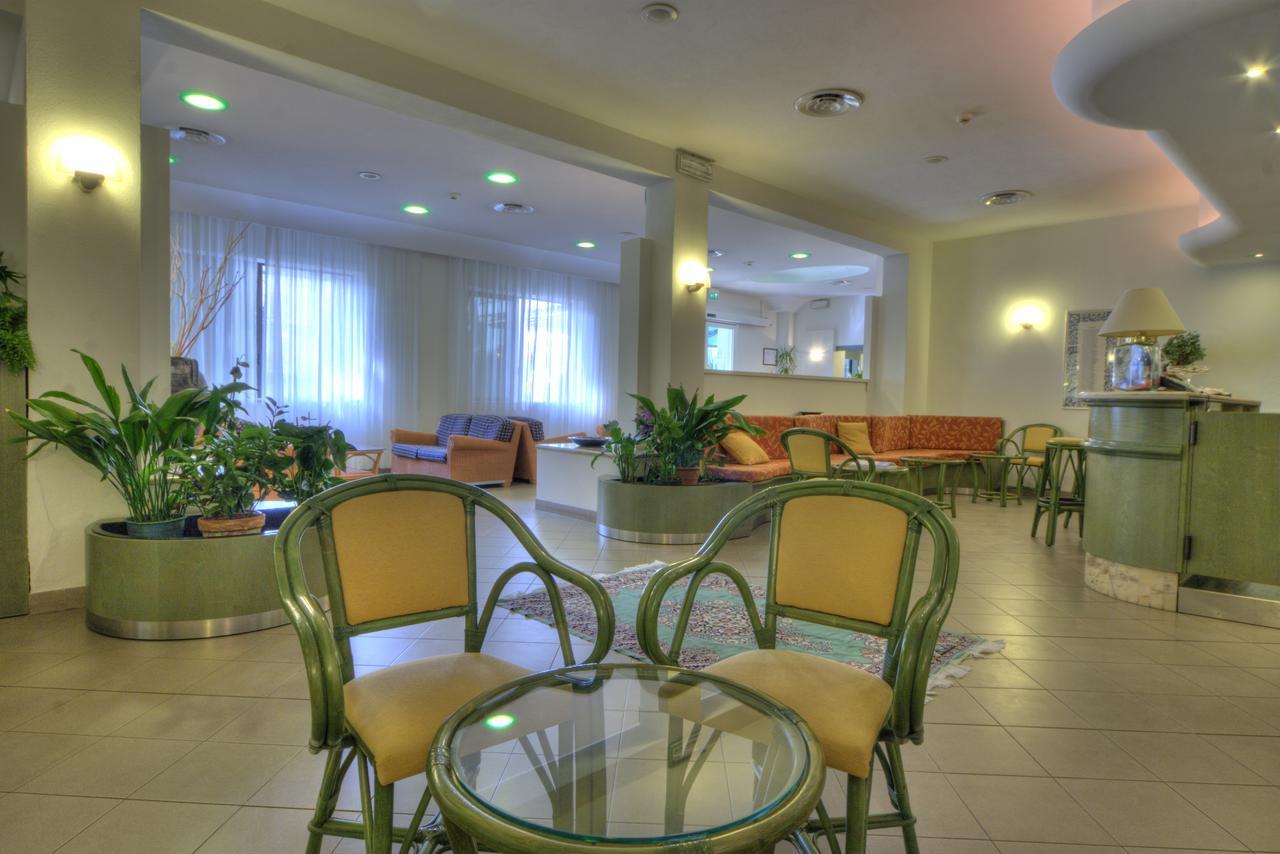 Hotel Reggiana Riccione Zewnętrze zdjęcie